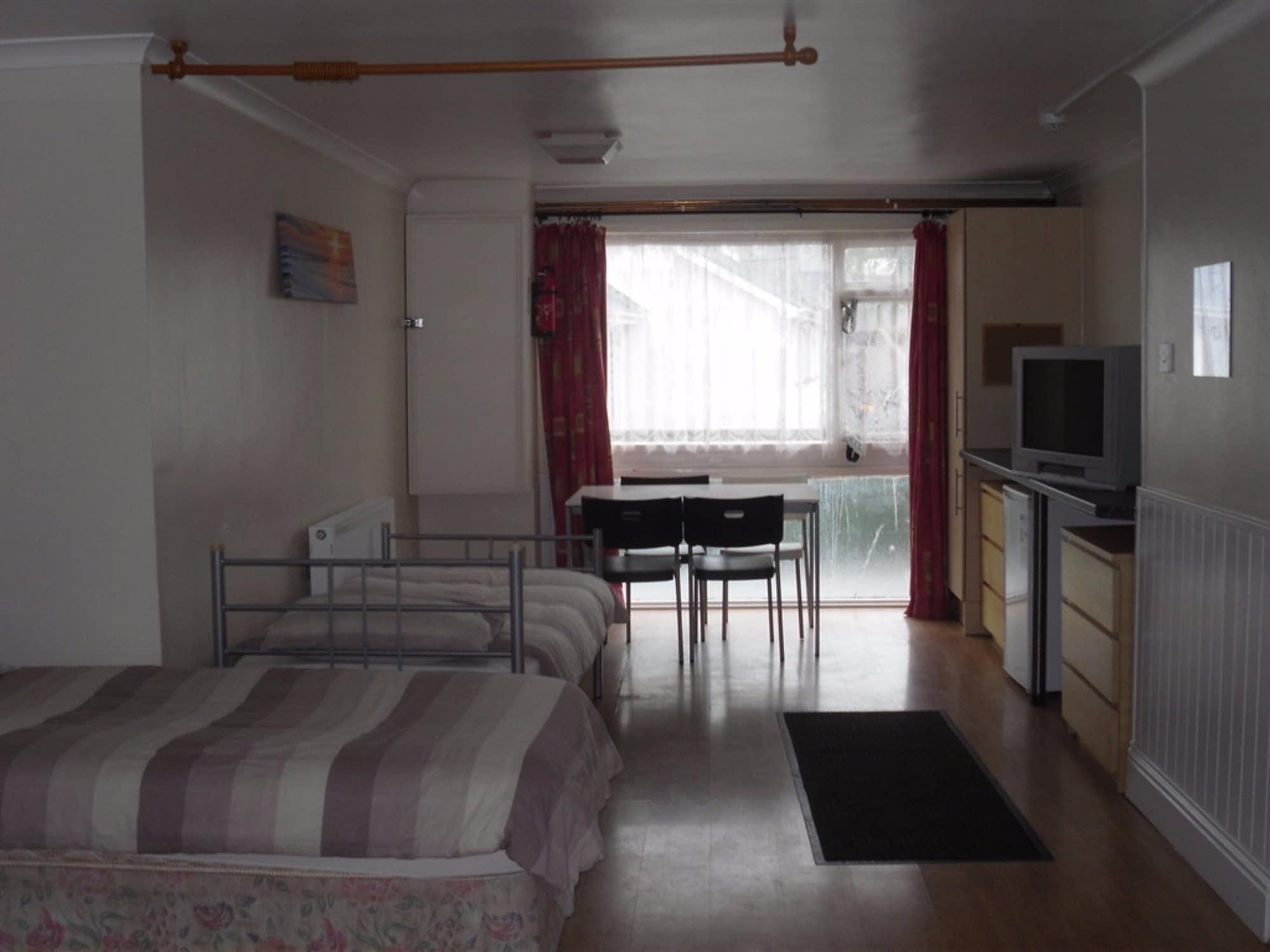 Llanion Lodge Saint Florence Kültér fotó